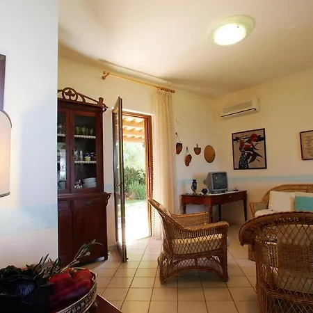 Levante Vista Mare Cornino Tatil Evi